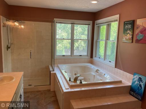 2145 14th Avenue E, North Saint Paul, MN 55109