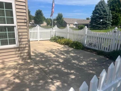 1905 Burr Oak Drive, B, Austin, MN 55912