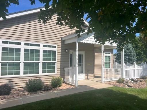 1905 Burr Oak Drive, B, Austin, MN 55912