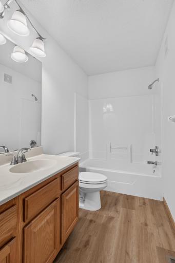 Full bathroom upper level