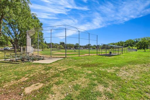 439 Arlington Avenue E, Saint Paul, MN 55130