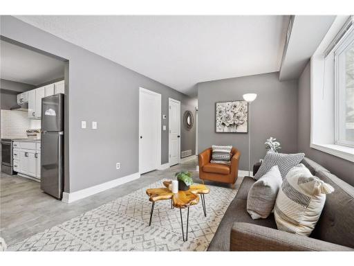 439 Arlington Avenue E, Saint Paul, MN 55130