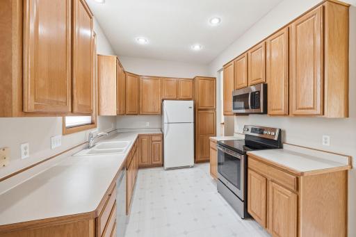 3771 Burgundy Drive, Eagan, MN 55122