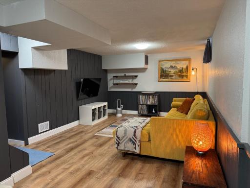 Huge rec room lower level with new flooring