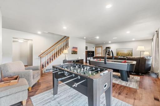 2400 Jennifer Lane, Shakopee, MN 55379