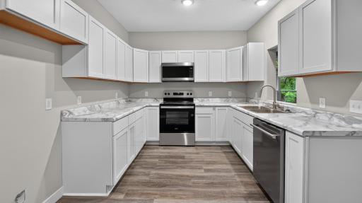 59412CloverdaleRd-19.jpg