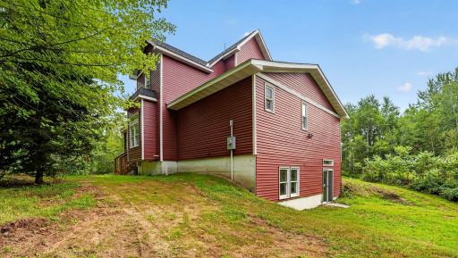 59412CloverdaleRd-2.jpg