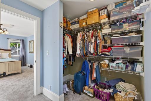 Walk-in closet