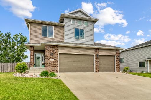 5001 44th Street S, Fargo, ND 58104