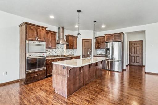 Kitchen1_3.JPG