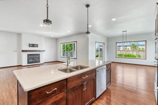 Kitchen1_6.JPG