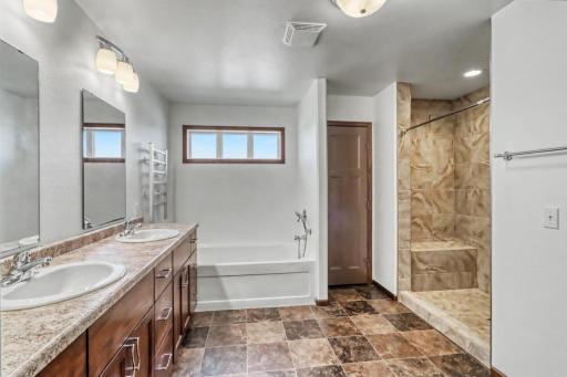 Primary Bathroom1_0.JPG