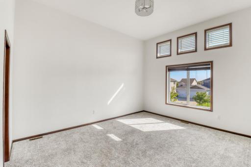 Upstairs Bedroom2_1.JPG