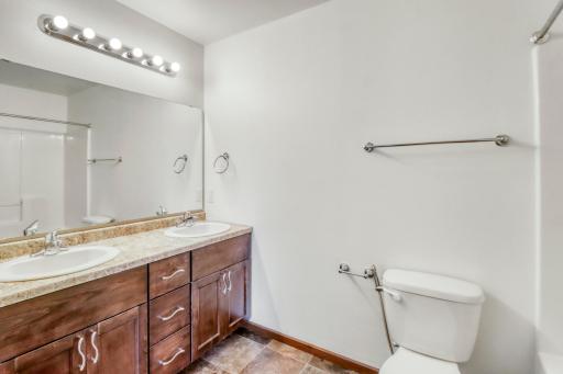 Upstairs Bathroom1_1.JPG