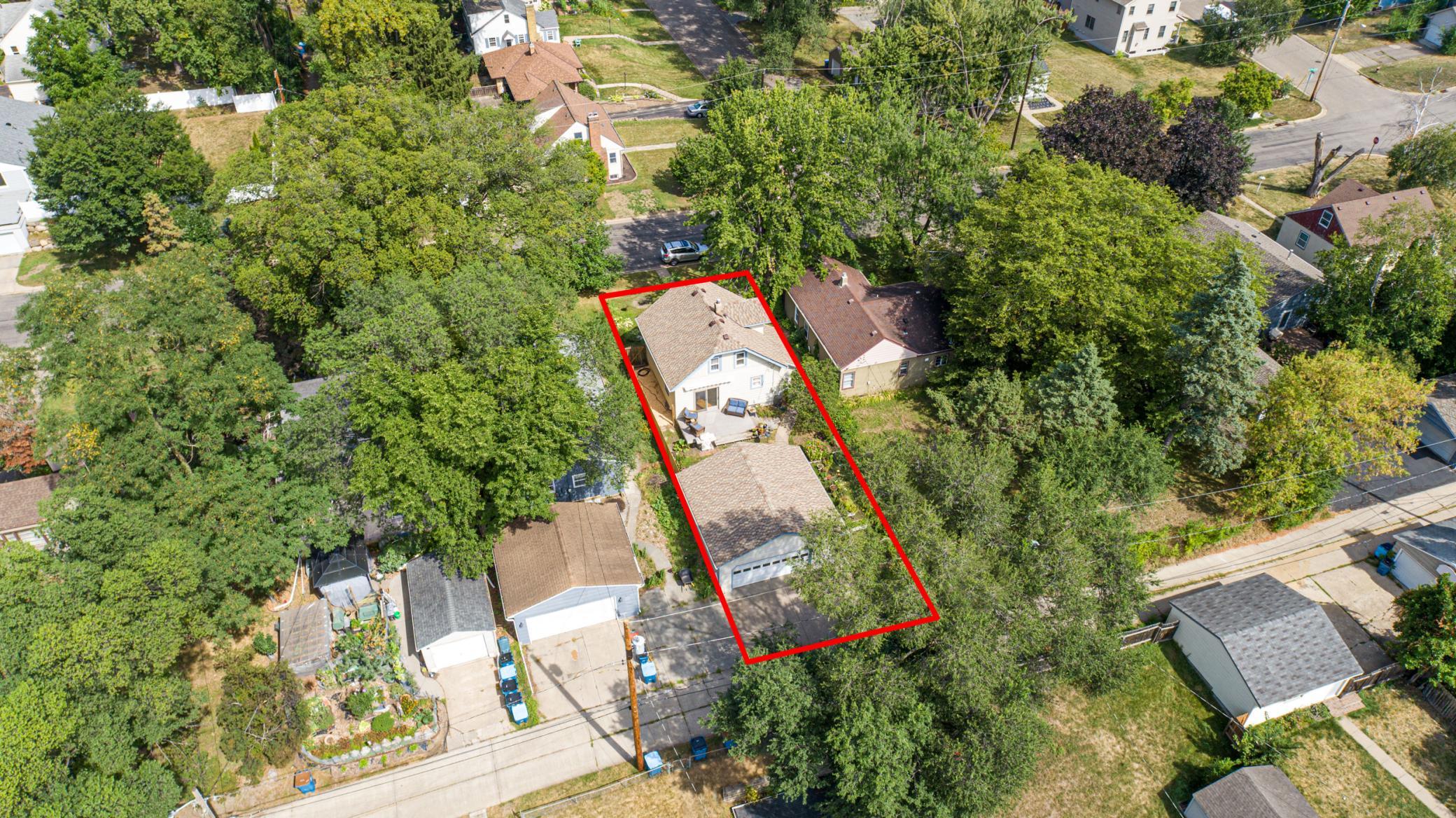 Property outline of home + garage