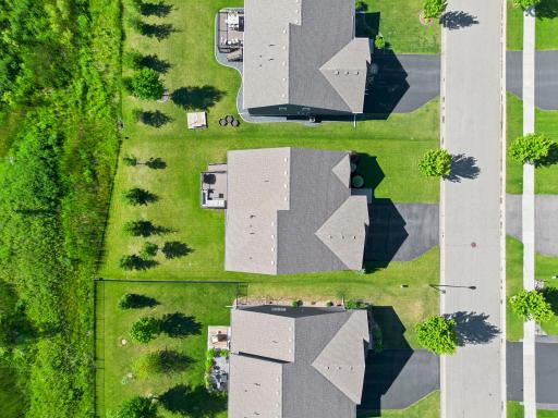 81-web-or-mls-1907 Meridian Curve-341.jpg