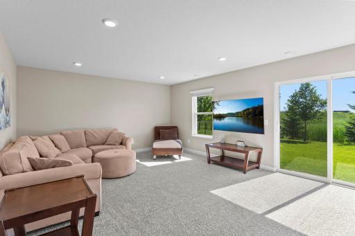 46-web-or-mls-1907 Meridian Curve-203.jpg