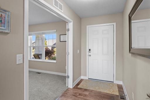 16-web-or-mls-1907 Meridian Curve-63.jpg