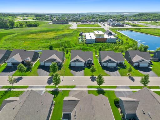 6-web-or-mls-1907 Meridian Curve-302.jpg