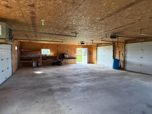 Detached garage