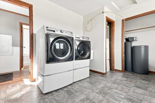 Laundry/Mud Room