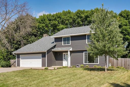 1800 James Court, Burnsville, MN 55337