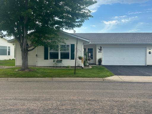 1410 Presidential Drive, Northfield, MN 55057