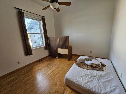 205 1st Street N, Fairmount, ND 58030