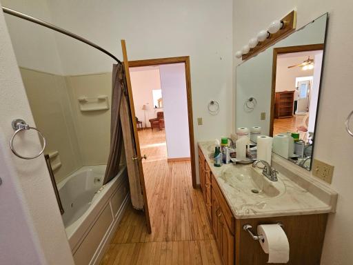 205 1st Street N, Fairmount, ND 58030