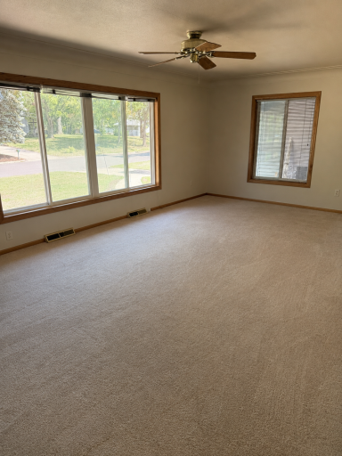 621 7th Avenue N, Sauk Rapids, MN 56379