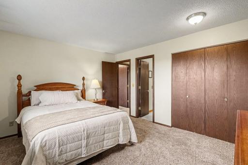 147 Kingswood Drive, Red Wing, MN 55066