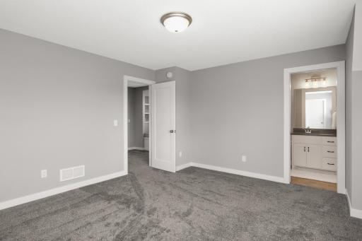 4925 Alvarado Lane N, Plymouth, MN 55446