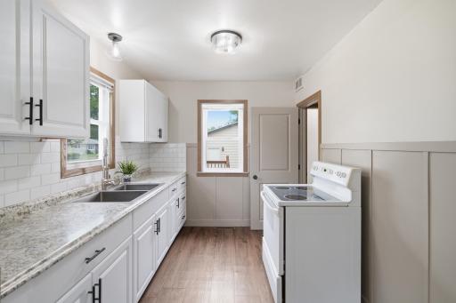 412 S Central Avenue, Mapleton, MN 56065