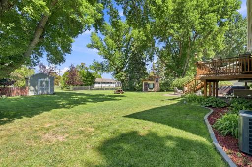 543 Crescent Drive, Thompson, ND 58278