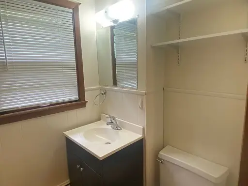 716 8th Street S, Moorhead, MN 56560