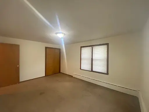 716 8th Street S, Moorhead, MN 56560