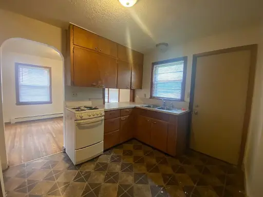 716 8th Street S, Moorhead, MN 56560