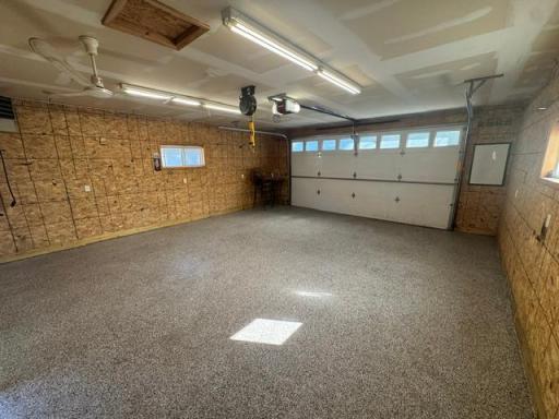 420 14th Avenue S, Fargo, ND 58103