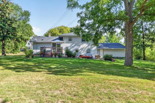 1300 Lakeview Avenue, Mendota Heights, MN 55120