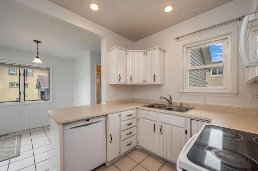 203 N Galbraith Street, Blue Earth, MN 56013
