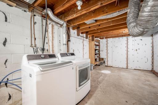 203 N Galbraith Street, Blue Earth, MN 56013