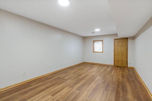 13891 Granada Way, 39, Apple Valley, MN 55124