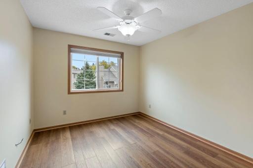 13891 Granada Way, 39, Apple Valley, MN 55124