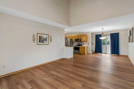 13891 Granada Way, 39, Apple Valley, MN 55124
