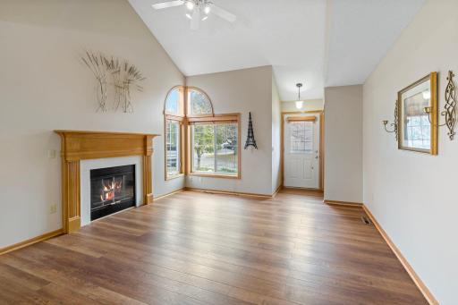 13891 Granada Way, 39, Apple Valley, MN 55124