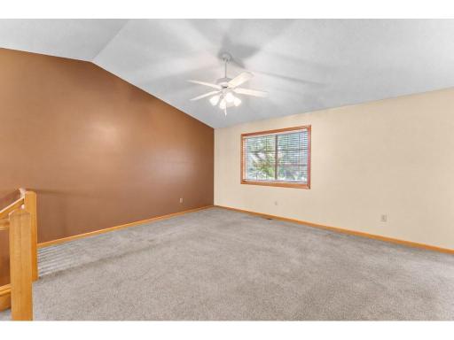 1070 Pine Street, Farmington, MN 55024