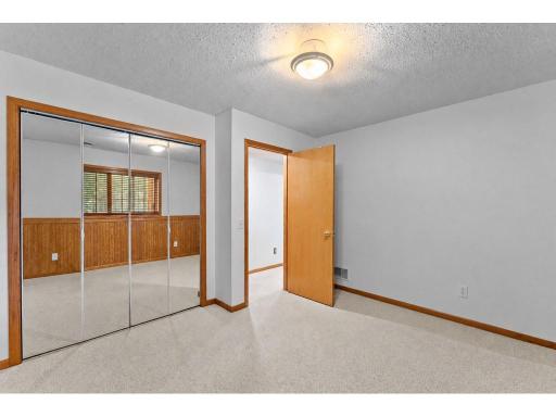 1070 Pine Street, Farmington, MN 55024