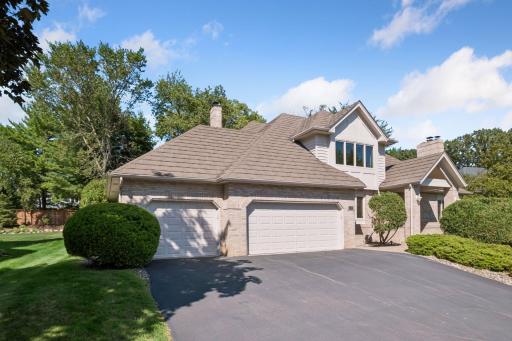 11304 Bluestem Lane, Eden Prairie, MN 55347