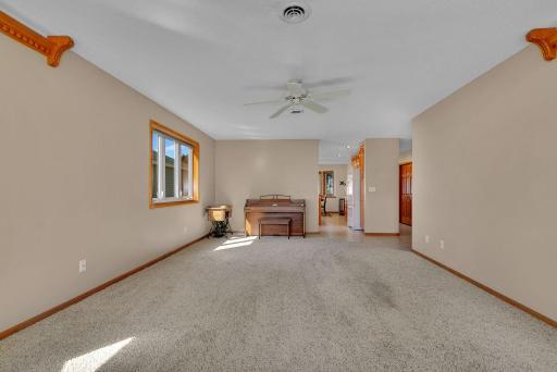 430 41st Avenue S, Saint Cloud, MN 56301