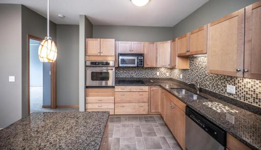 009-013-Kitchen-1500x863.jpg